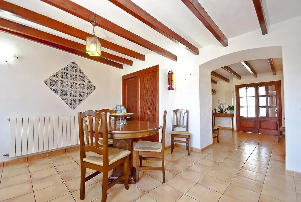 Villa Jaume بويينسا بيت للعطل